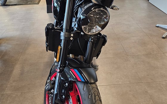 Neufahrzeug Triumph Trident 660 Triple Tribute - Bild 2