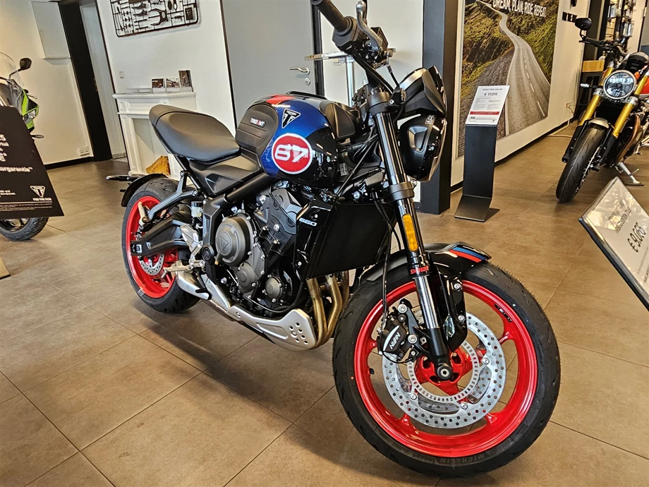 Angebot Triumph Trident 660 Triple Tribute Bild 1: Angebot Triumph Trident 660 Triple Tribute