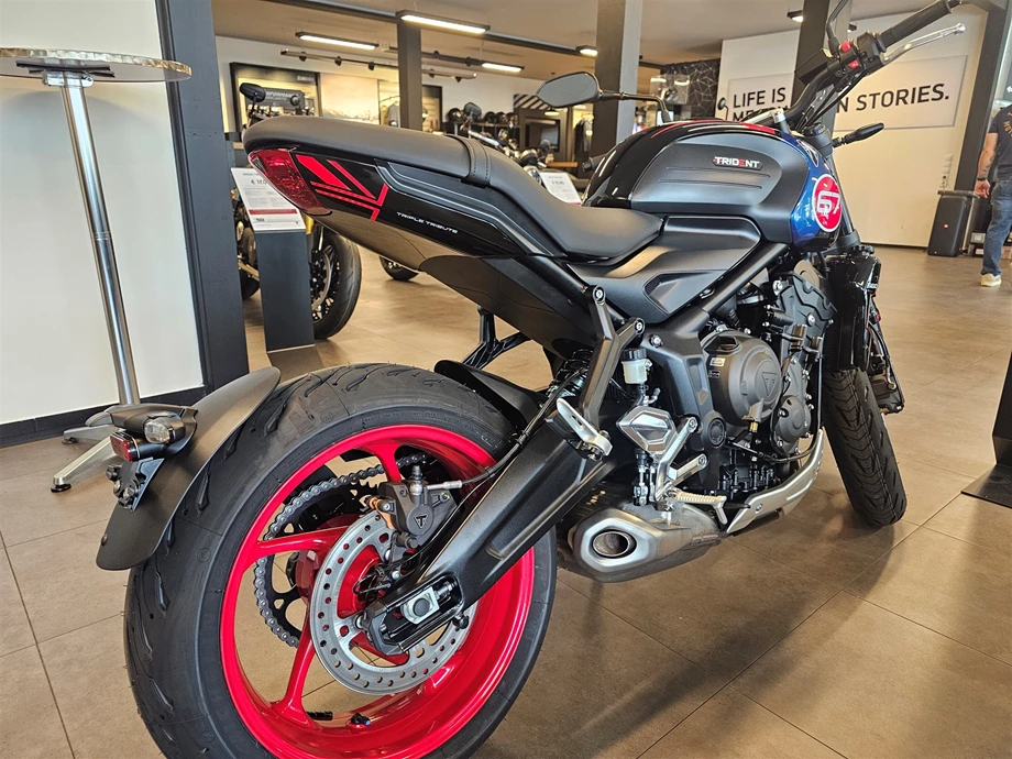 Angebot Triumph Trident 660 Triple Tribute Bild 4: Angebot Triumph Trident 660 Triple Tribute