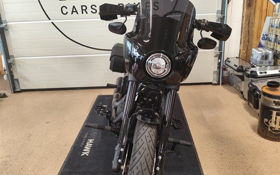 Gebrauchtmotorrad Harley-Davidson Low Rider S FXLRS - Bild 6 Gebrauchtmotorrad Harley-Davidson Low Rider S FXLRS - Bild 6