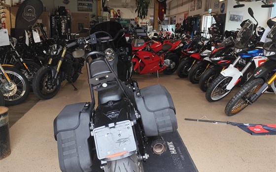 Gebrauchtmotorrad Harley-Davidson Low Rider S FXLRS - Bild 7 Gebrauchtmotorrad Harley-Davidson Low Rider S FXLRS - Bild 7