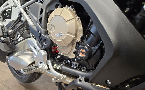 Gebrauchtmotorrad MV Agusta Enduro Veloce - Bild 7 Gebrauchtmotorrad MV Agusta Enduro Veloce - Bild 7