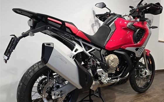 Gebrauchtmotorrad MV Agusta Enduro Veloce - Bild 2 Gebrauchtmotorrad MV Agusta Enduro Veloce - Bild 2