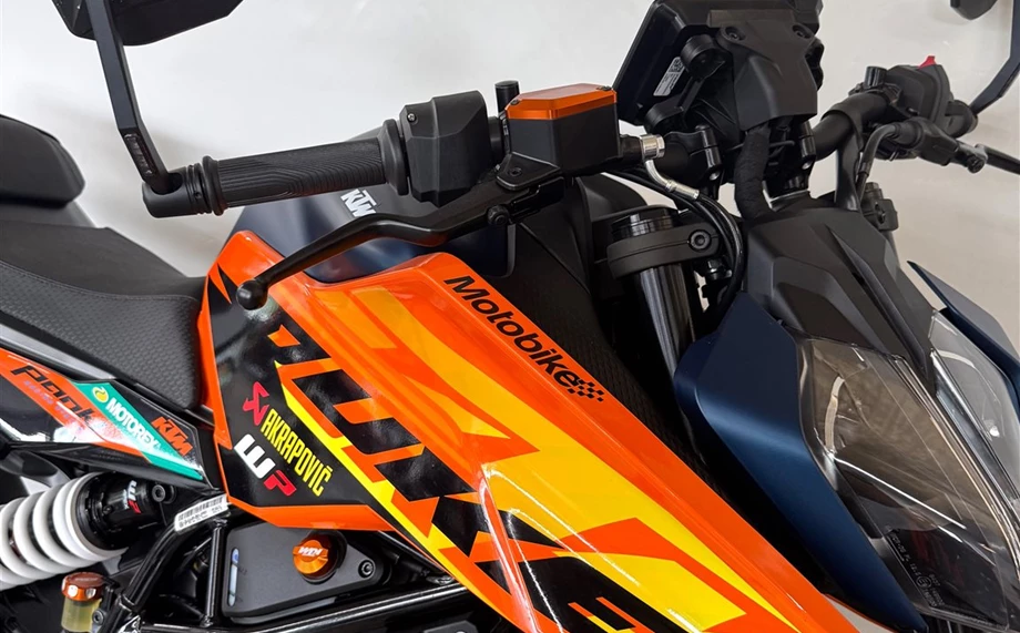 Angebot KTM 125 Duke Bild 3: Angebot KTM 125 Duke
