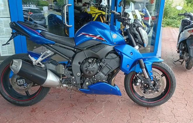Yamaha FZ1