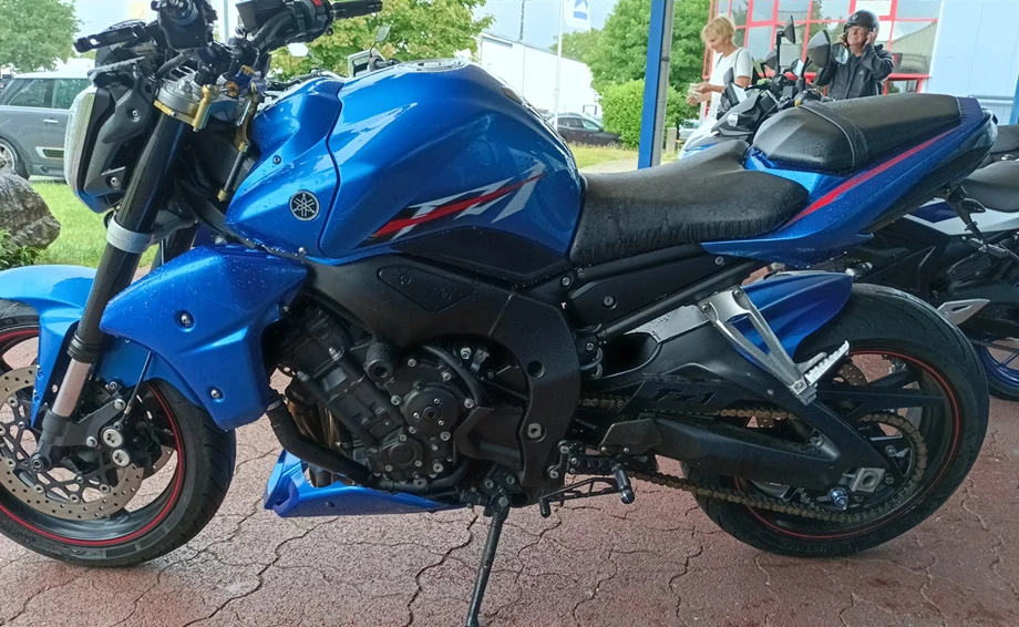 Angebot Yamaha FZ1 Bild 3: Angebot Yamaha FZ1