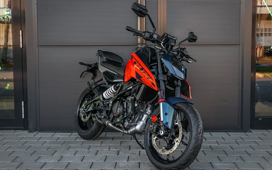 Gebrauchtmotorrad KTM 125 Duke - Bild 2