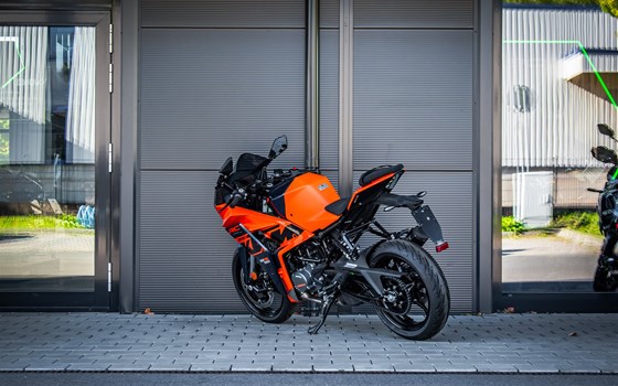 Neufahrzeug KTM RC 125 - Bild 3