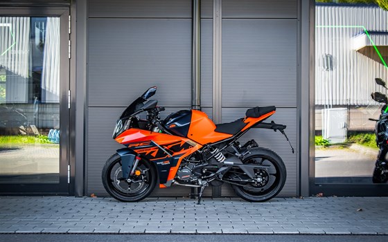Neufahrzeug KTM RC 125 - Bild 4