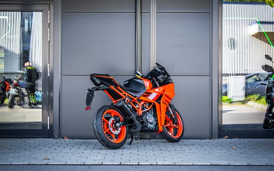 Neufahrzeug KTM RC 390 - Bild 2