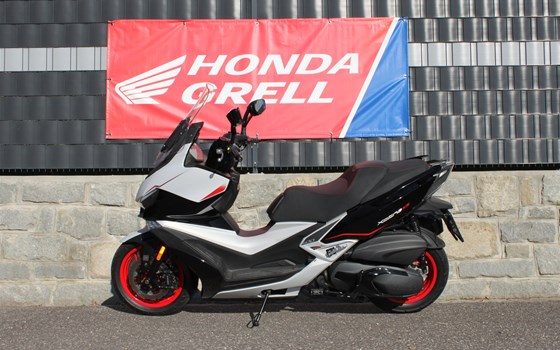 Gebrauchtmotorrad Kymco XCITING VS 400i TCS ABS - Bild 3 Gebrauchtmotorrad Kymco XCITING VS 400i TCS ABS - Bild 3