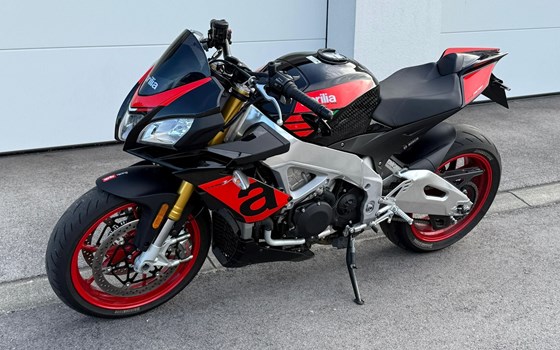 Gebrauchtmotorrad Aprilia Tuono V4 1100 RR - Bild 5 Gebrauchtmotorrad Aprilia Tuono V4 1100 RR - Bild 5