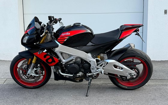 Gebrauchtmotorrad Aprilia Tuono V4 1100 RR - Bild 6 Gebrauchtmotorrad Aprilia Tuono V4 1100 RR - Bild 6