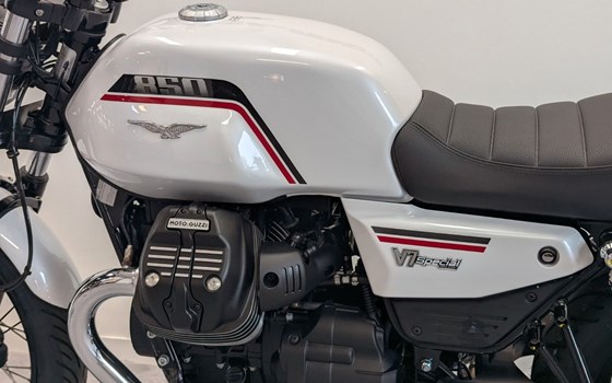 Neufahrzeug Moto Guzzi V7 Special - Bild 8
