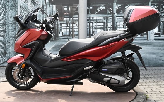 Gebrauchtmotorrad Honda Forza 125 - Bild 7