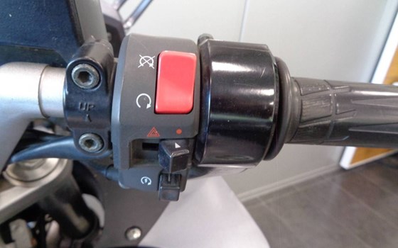 Gebrauchtmotorrad Yamaha FJR1300A - Bild 4