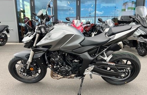Neumotorrad Honda CB1000 Hornet