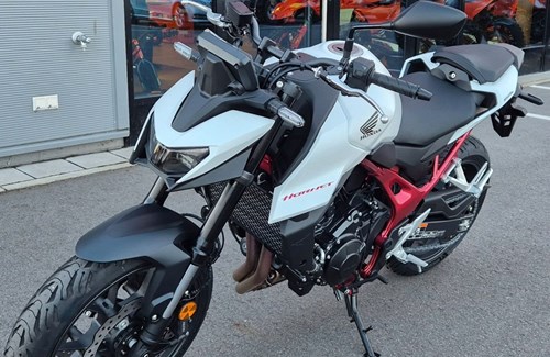 Neumotorrad Honda CB750 Hornet