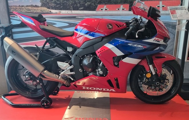 Honda CBR1000RR-R Fireblade