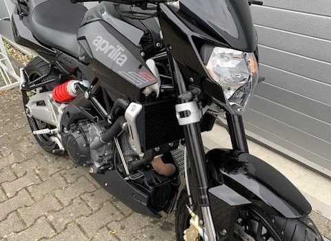 Gebrauchtmotorrad Aprilia Shiver 750 - Bild 3