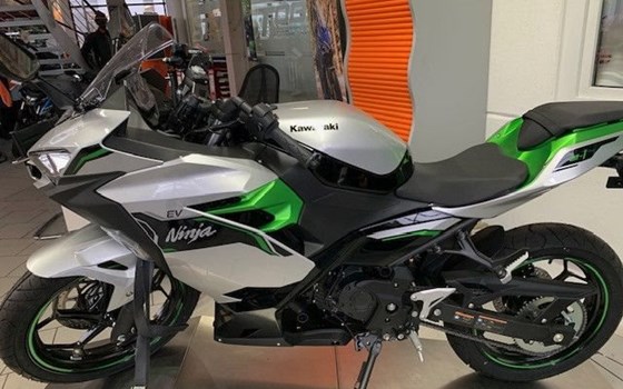 Neufahrzeug Kawasaki Ninja e-1 - Bild 4