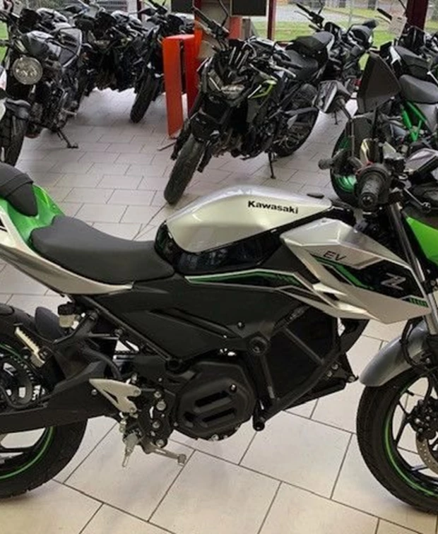 Kawasaki Z e-1<br />