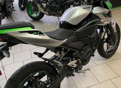 Neufahrzeug Kawasaki Z e-1 - Bild 2