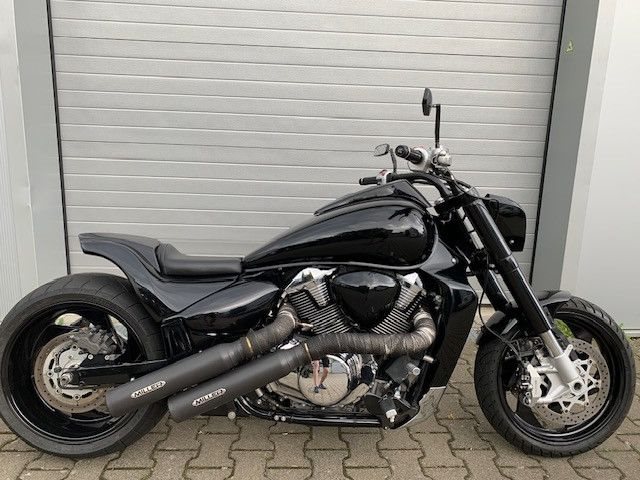 Suzuki VZR 1800