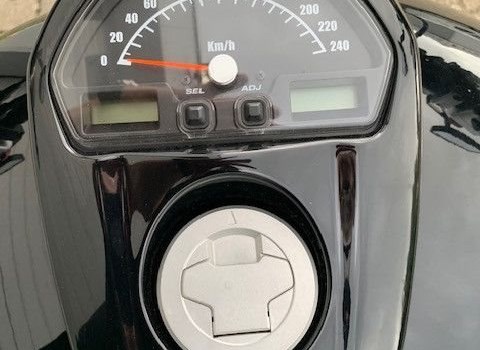 Gebrauchtmotorrad Suzuki VZR 1800 - Bild 10