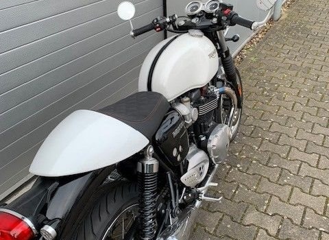 Gebrauchtmotorrad Triumph Thruxton 1200 - Bild 5
