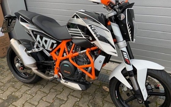 Gebrauchtmotorrad KTM 690 Duke - Bild 2