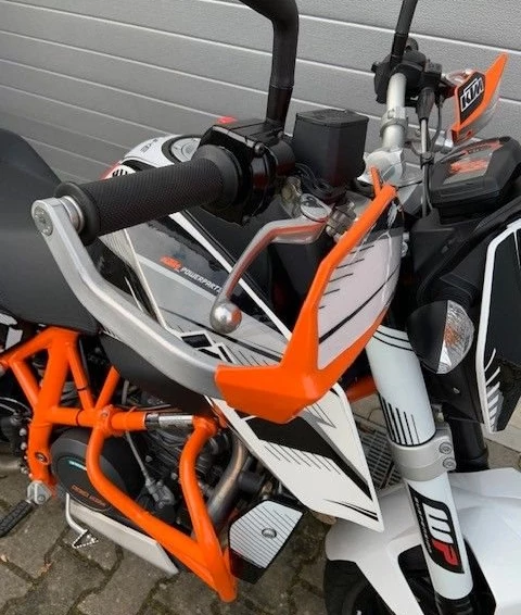 Angebot KTM 690 Duke Bild 4: Angebot KTM 690 Duke