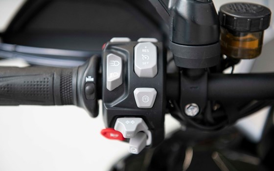 Gebrauchtmotorrad Triumph Tiger 1200 GT Explorer - Bild 6