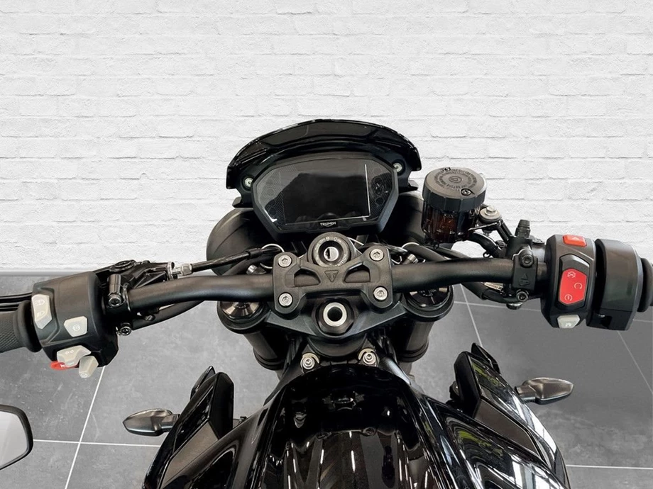 Angebot Triumph Street Triple RS Bild 6: Angebot Triumph Street Triple RS