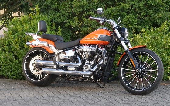 Gebrauchtmotorrad Harley-Davidson Softail Breakout 114 FXBRS - Bild 2