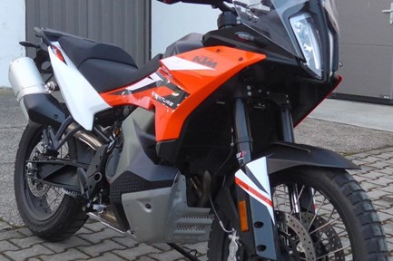 KTM 890 Adventure