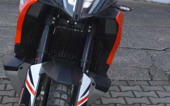 Gebrauchtmotorrad KTM 890 Adventure - Bild 7