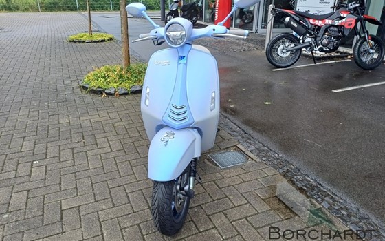 Neufahrzeug Vespa 946 Snake - Bild 10