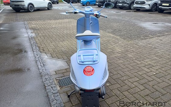 Neufahrzeug Vespa 946 Snake - Bild 6