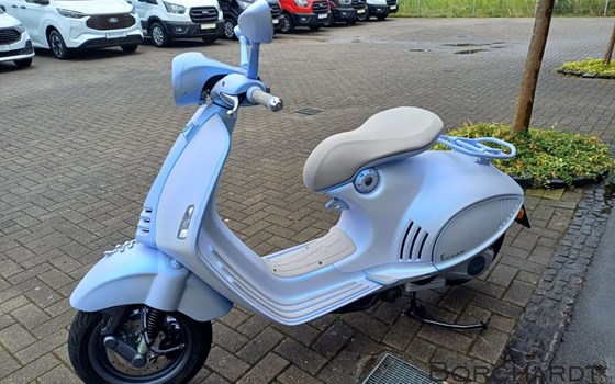 Neufahrzeug Vespa 946 Snake - Bild 9