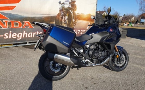 Neufahrzeug Honda NT1100 - Bild 2 Neufahrzeug Honda NT1100 - Bild 2
