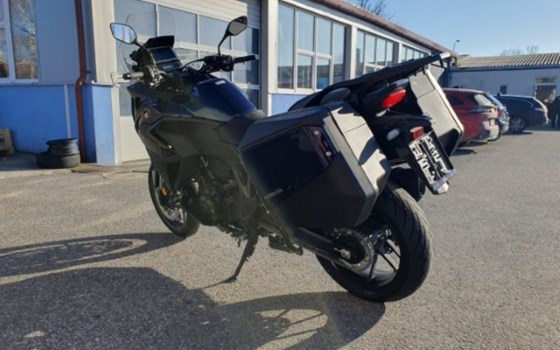 Neufahrzeug Honda NT1100 - Bild 3 Neufahrzeug Honda NT1100 - Bild 3