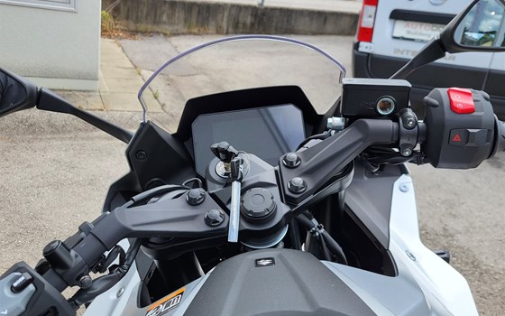 Neufahrzeug Suzuki GSX-8R - Bild 4 Neufahrzeug Suzuki GSX-8R - Bild 4