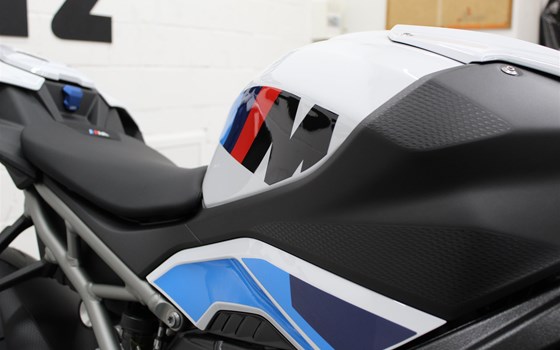 Neufahrzeug BMW M 1000 R - Bild 6