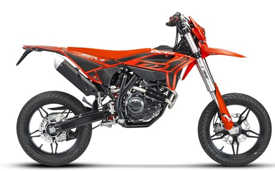 Neufahrzeug Beta RR 125 4T SM - Bild 1 Neufahrzeug Beta RR 125 4T SM - Bild 1