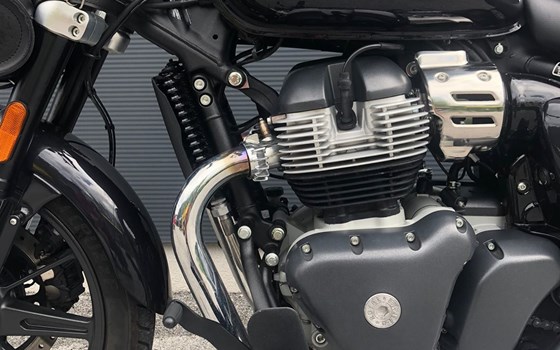 Gebrauchtmotorrad Royal Enfield Super Meteor 650 - Bild 14 Gebrauchtmotorrad Royal Enfield Super Meteor 650 - Bild 14
