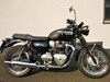 Triumph Bonneville T100 Black