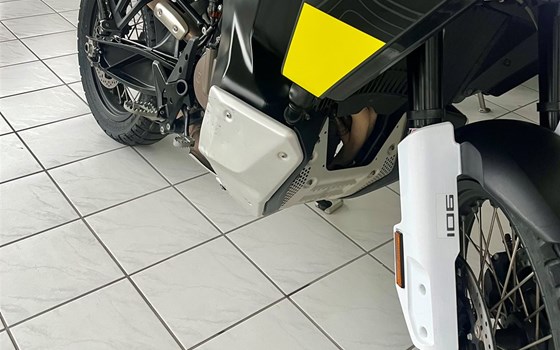 Gebrauchtmotorrad Husqvarna Norden 901 - Bild 5