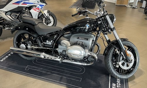 BMW R 18