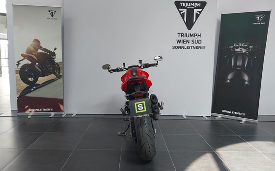 Gebrauchtmotorrad Ducati Monster + - Bild 4 Gebrauchtmotorrad Ducati Monster + - Bild 4